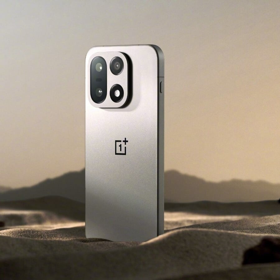 OnePlus 15 – 2025 flagship smartphone with Snapdragon 8 Elite Gen 5 and pro performance.